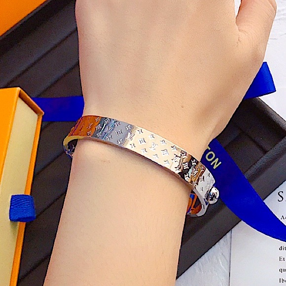 Platinum Silver Bangle Bracelet - Picture 4 of 5